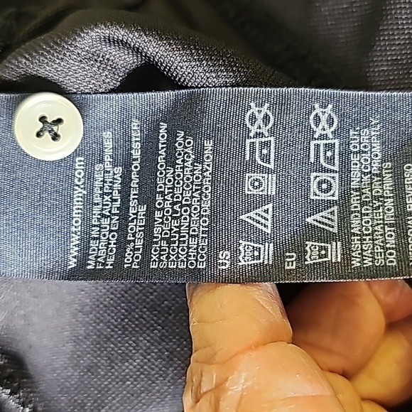 Tommy hilfiger mens black polo shirt.‎ Henley w/3 buttons. NWOT. GOLF, BUSINESS - Picture 8 of 10